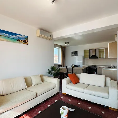 Sunny House 301 Two Bedroom