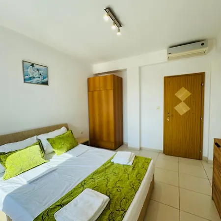 Sunny House 301 Two Bedroom Lejlighed